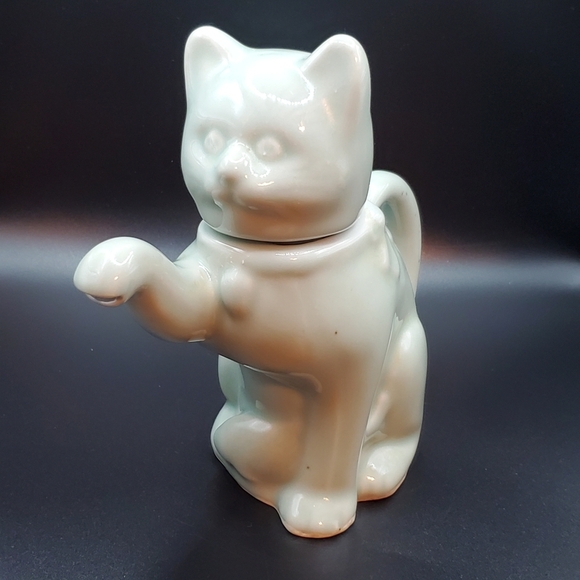 Caledon Green Glazed Cat Teapot - Picture 1 of 10